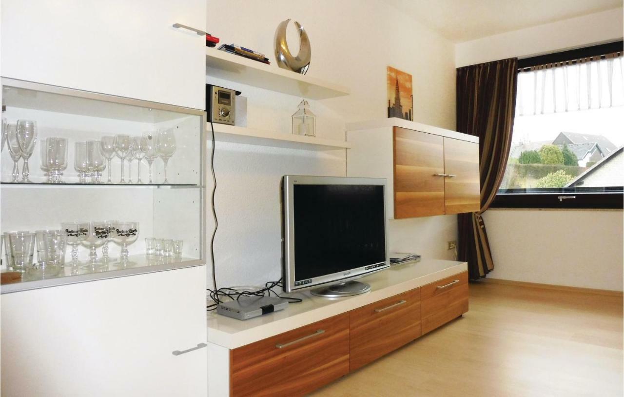 2 Bedroom Nice Apartment In Bad Pyrmont Bagian luar foto