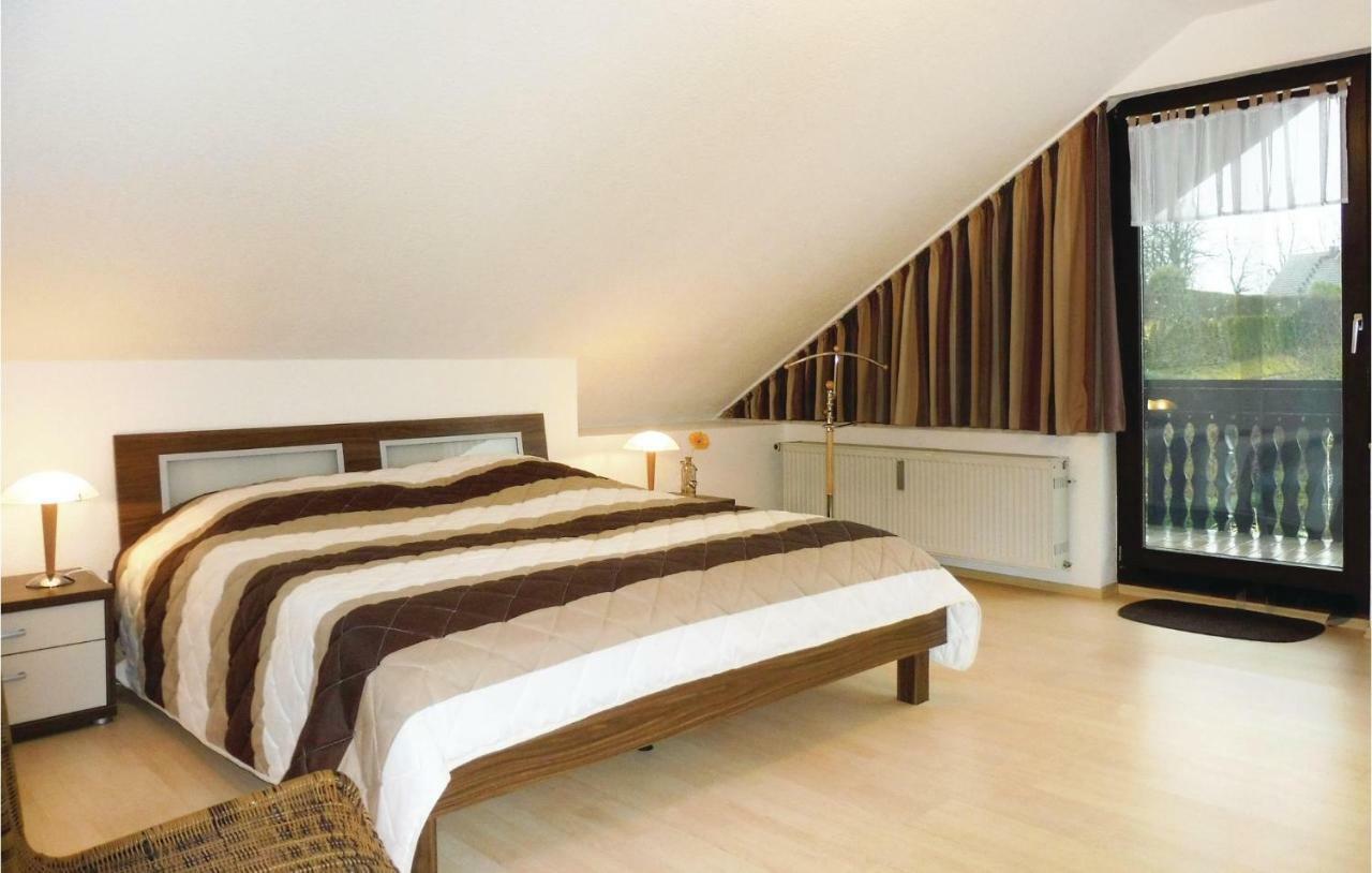 2 Bedroom Nice Apartment In Bad Pyrmont Bagian luar foto